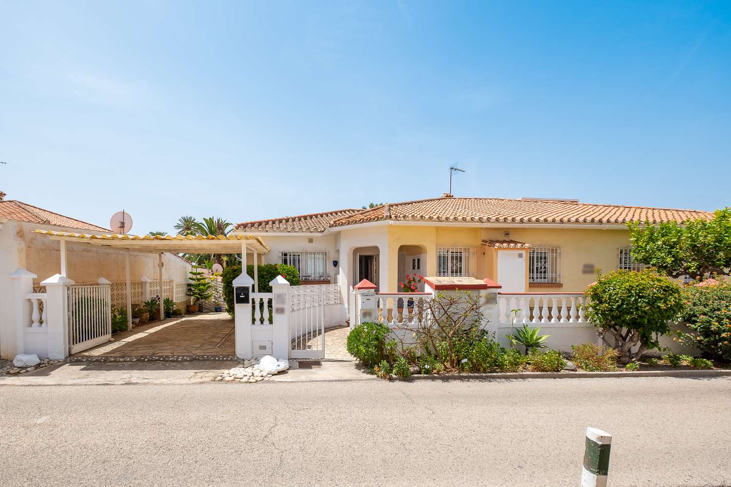 Casa Apareada en venta    Torrox -costa